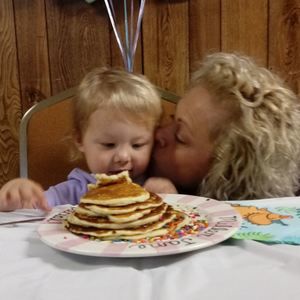 Meet your Posher, Deborah